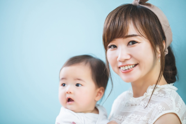 シングルマザーでも住宅ローンは利用可能？審査通過のポイントを解説！