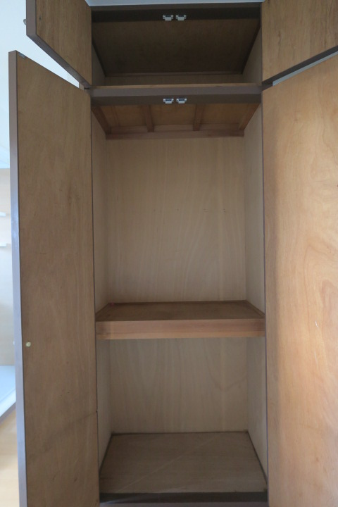 伊勢宇本店ビル403号