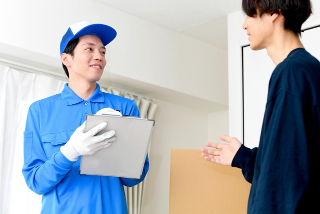 消防設備点検では検査員がお部屋に入ります