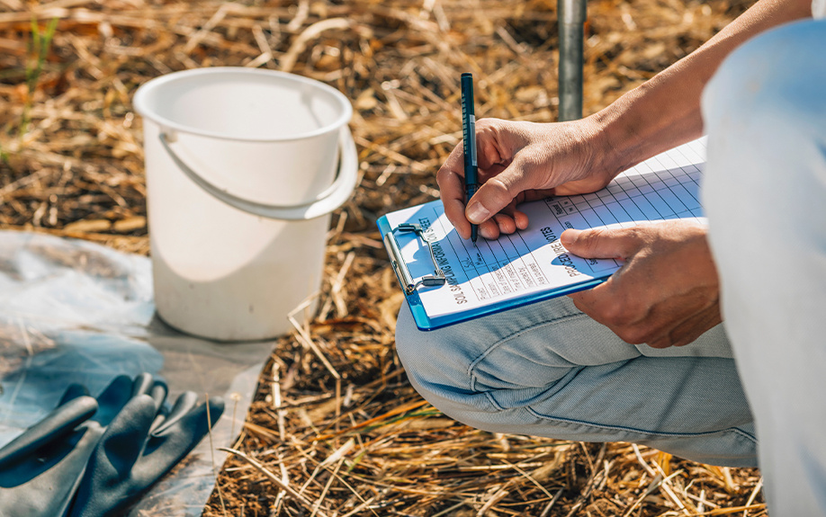 土壌汚染のある土地の売却方法は？起こり得るトラブル事例も解説！
