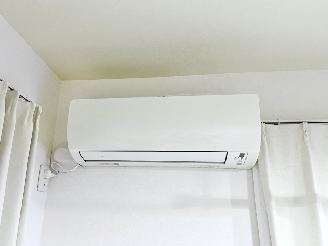 【エアコンの水漏れの原因は何？】トラブルの対処方法についてまとめ