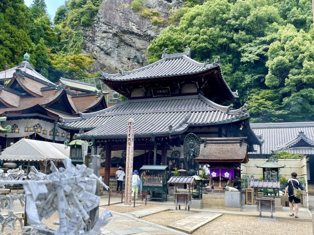 生駒聖天お彼岸万灯会が行われている場所