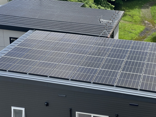 経営中の賃貸物件に太陽光発電は設置可能？メリットやデメリットをご紹介