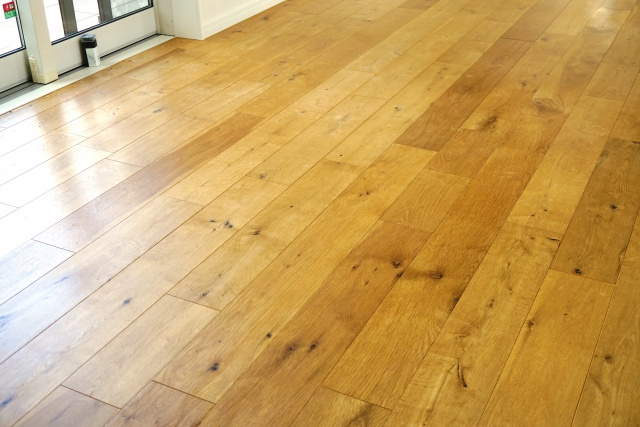 賃貸物件の原状回復義務とは？フローリングの補修の費用相場をご紹介の画像