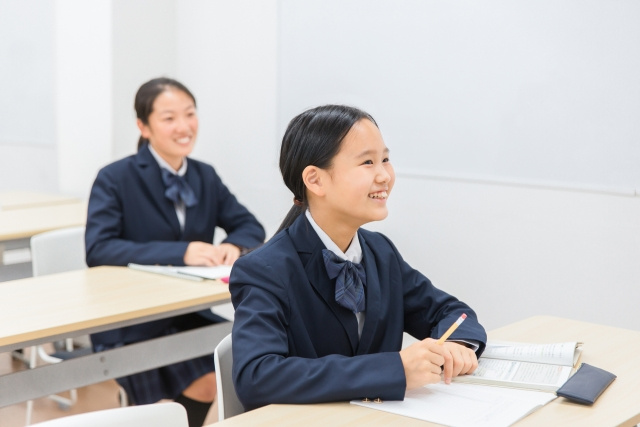 南アルプス市にある白根高等学校の概要や特徴をご紹介！の画像