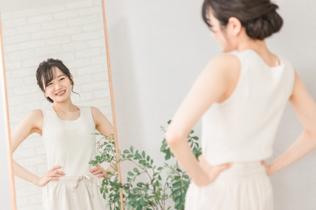 1人暮らしをするのに適した全身鏡の種類