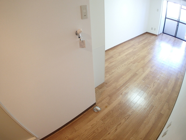 初めての一人暮らし、その場の思い付きや理想だけで買い揃えるのは要注意！