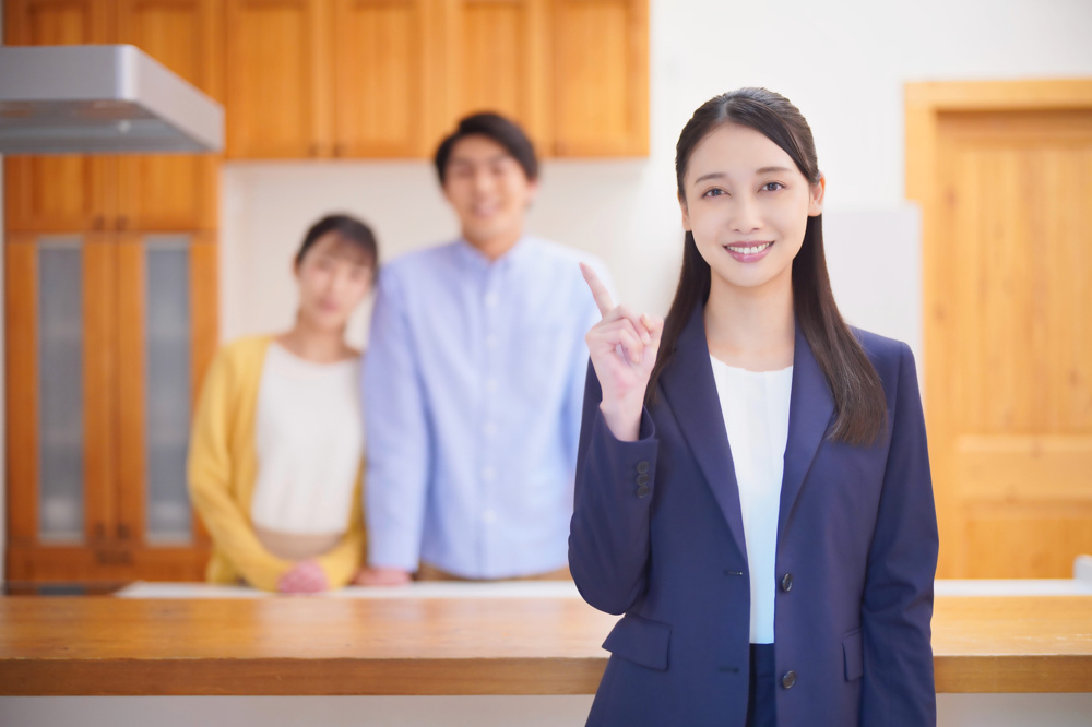 不動産売却における訪問査定とは？机上査定との違いなどもご説明の画像