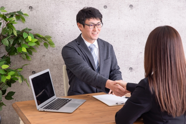 【2025年版】住宅ローンの審査に通りやすい方の特徴と職業とは？の画像