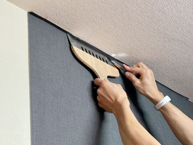 賃貸住宅の壁紙は自由に張り替えができるのか