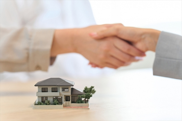 不動産売却の際に結ぶ媒介契約とは？メリットと注意点について解説の画像