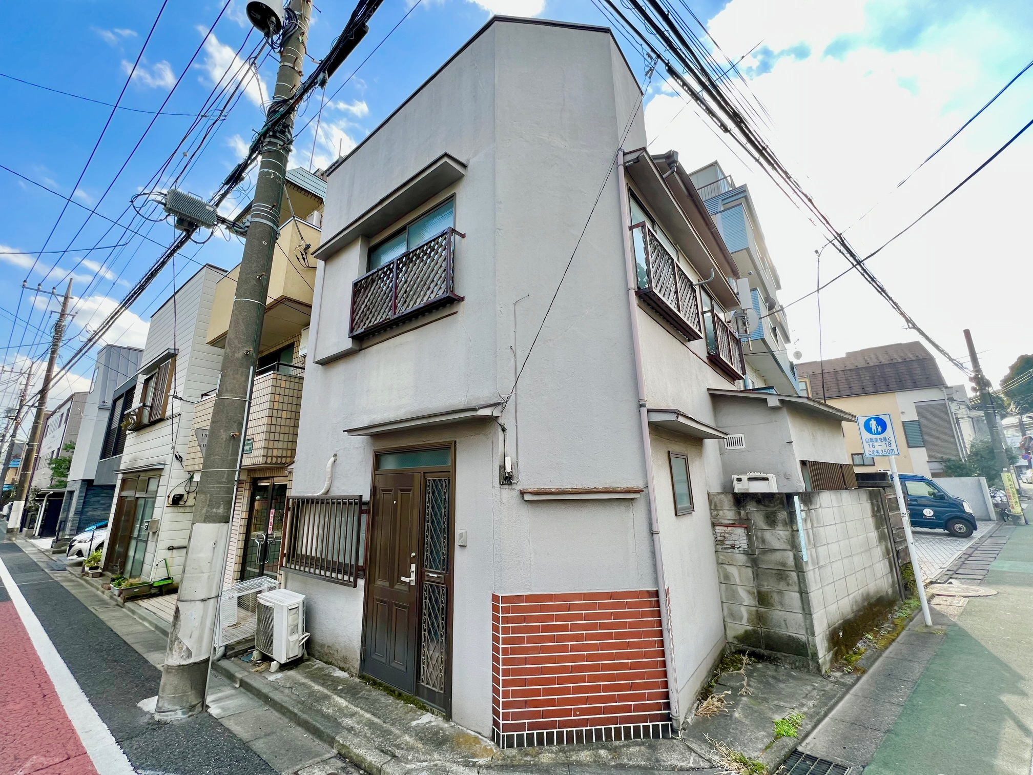 新規お預かり物件のお知らせ　～若林の角地　×　古屋付売地～の画像