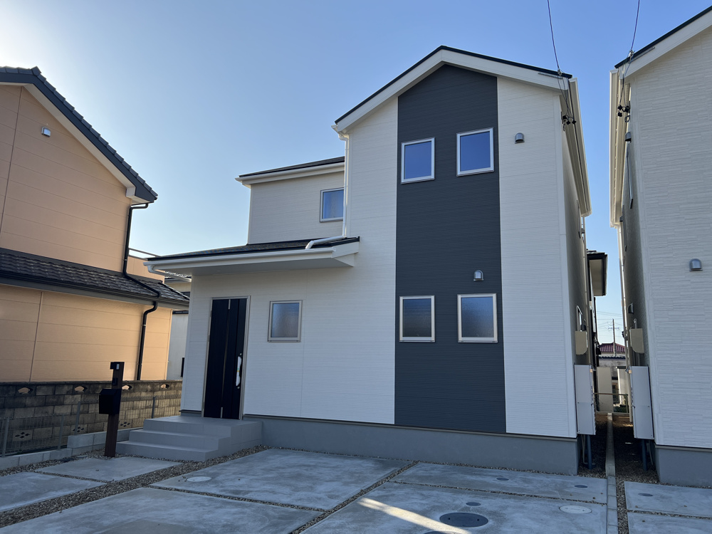 ★碧南市城山町新築戸建～2号棟完成～の画像