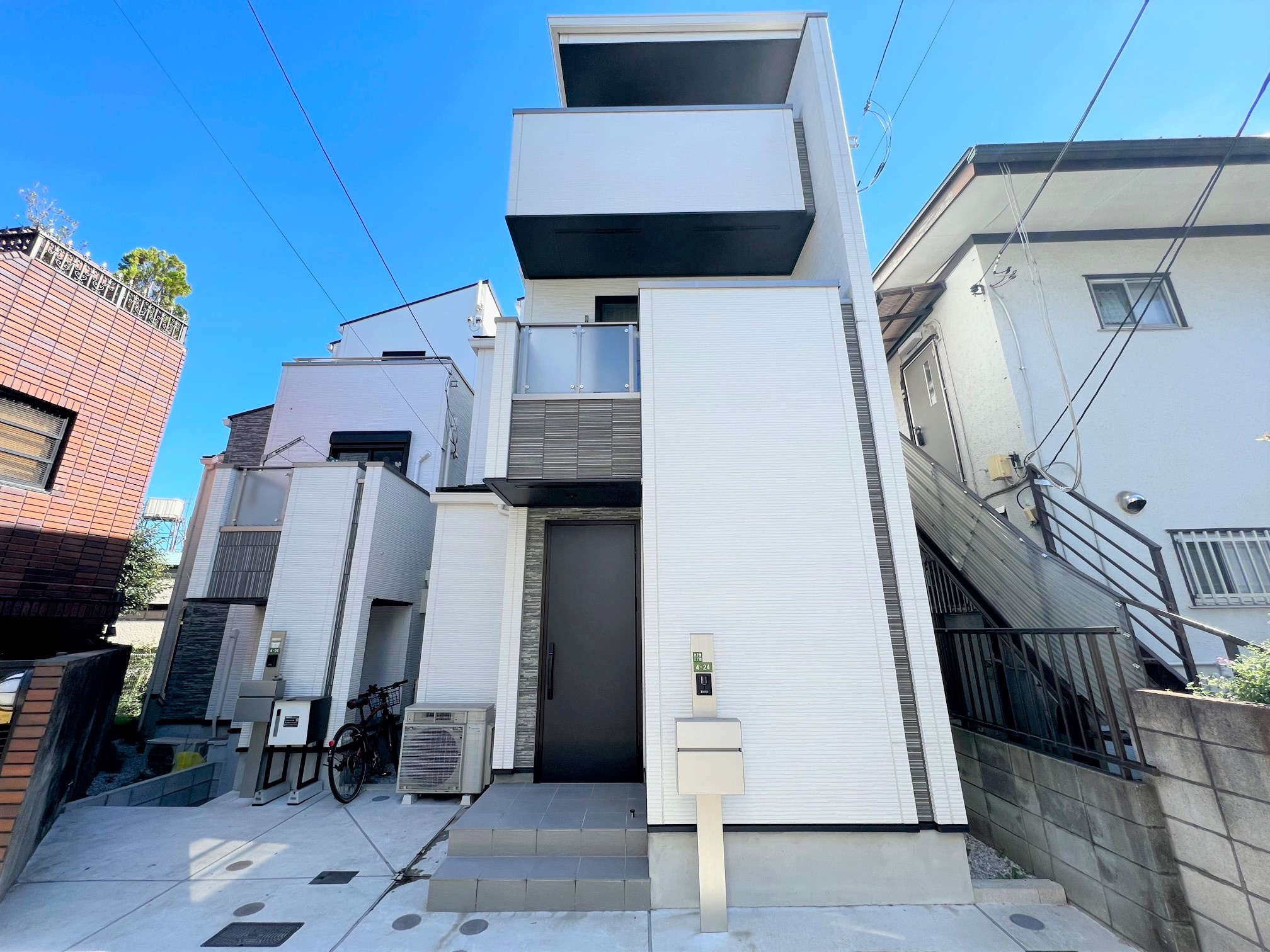 弊社お預かり物件　価格改定のお知らせ　～北烏山1丁目売地　×　太子堂3丁目築浅戸建～の画像