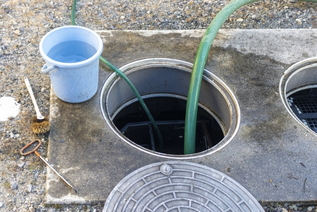 空き家の浄化槽を清掃しないとどうなる？長期間使用しないときの対応も解説の画像
