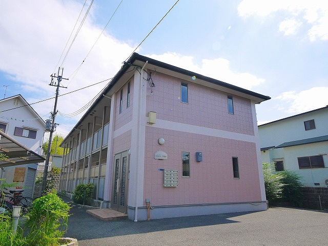 グレイス学園前の外観写真