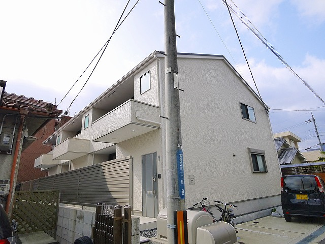 サンソレイユ富雄の外観写真