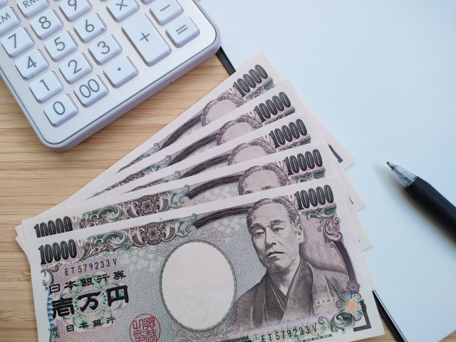大学生が一人暮らしをする上で必要になる費用