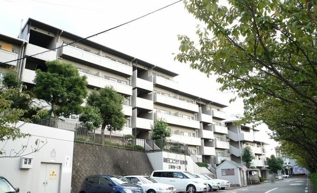 【2026年最新版】【朝日プラザ生駒西2番館D棟】売却物件大募集中！の画像