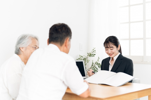 不動産相続の生前準備どうする？争族回避と節税対策を解説