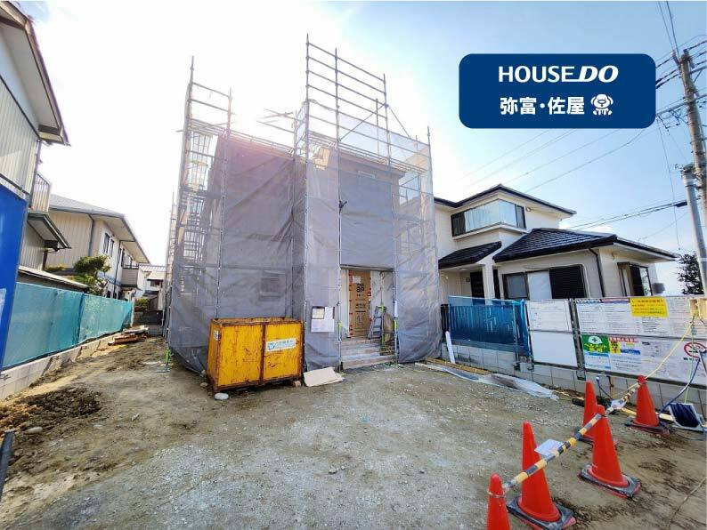 【白鳥小まで徒歩9分】 大工工事中♪弥富市前ケ平全１棟の画像