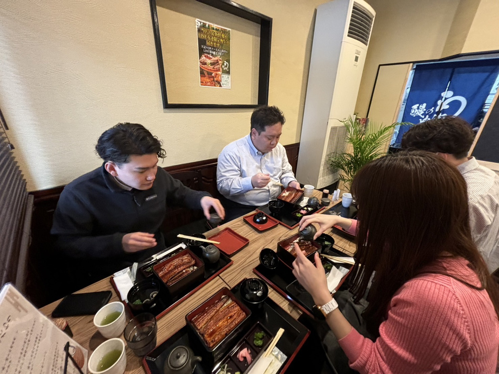 鰻を食べるって　　幸せの画像