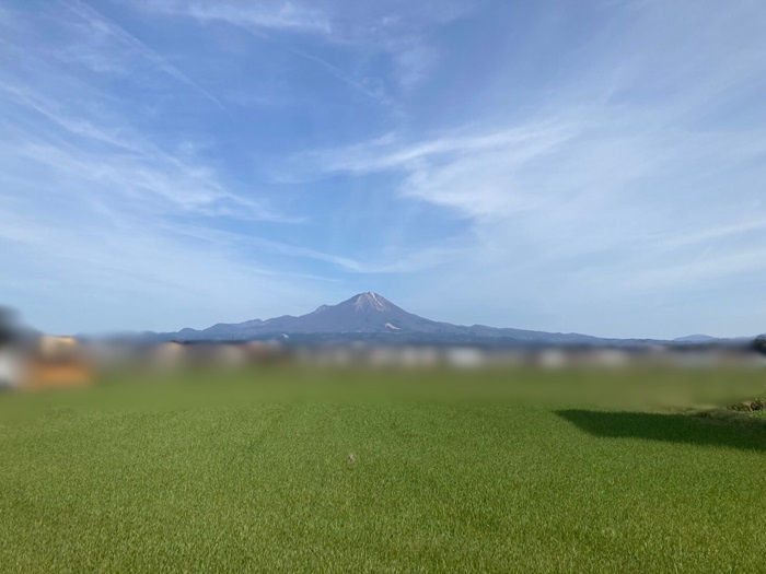 晴れた午後の日の画像