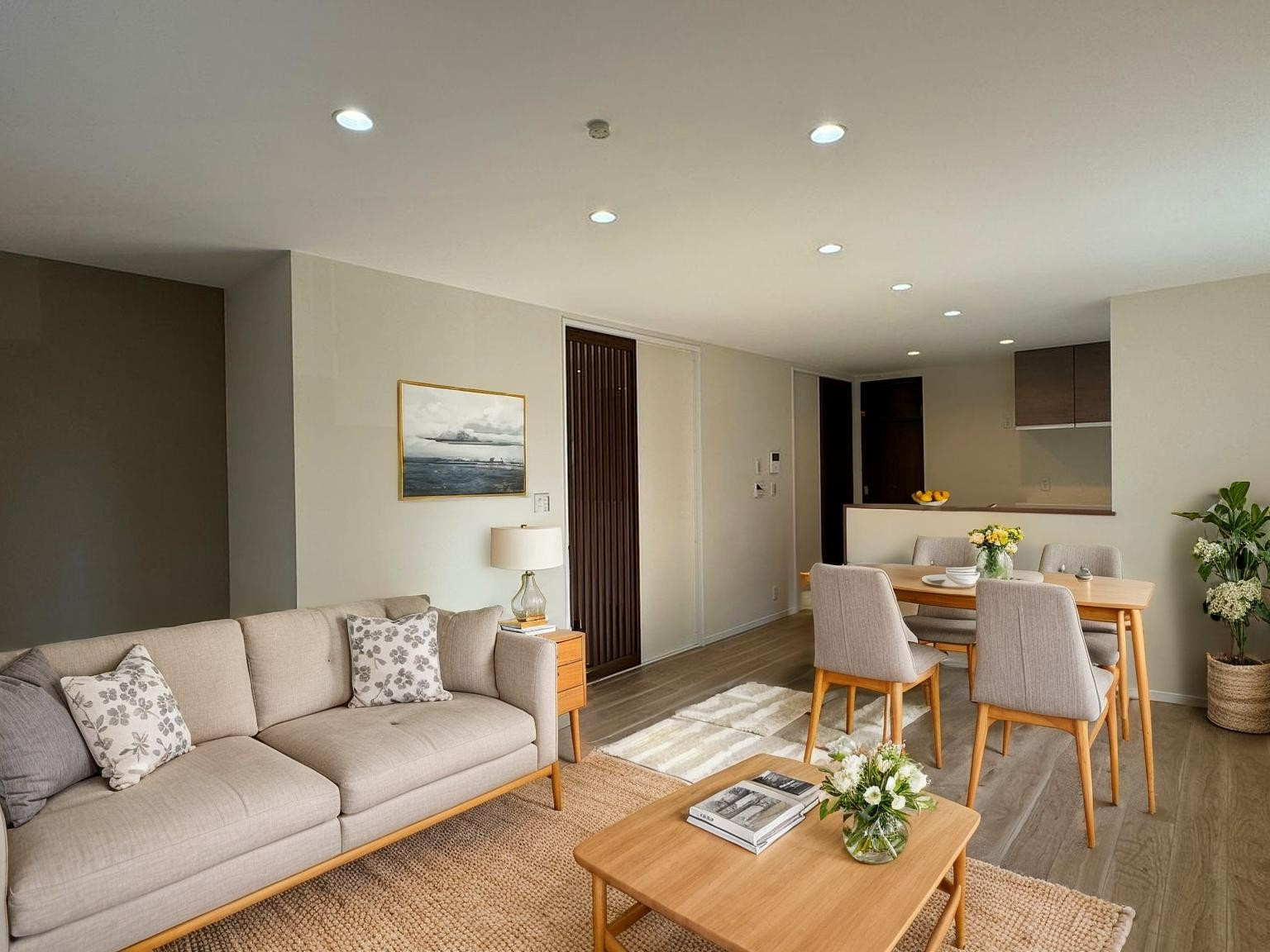 #30 角地を活かした開放感たっぷりのお家の画像