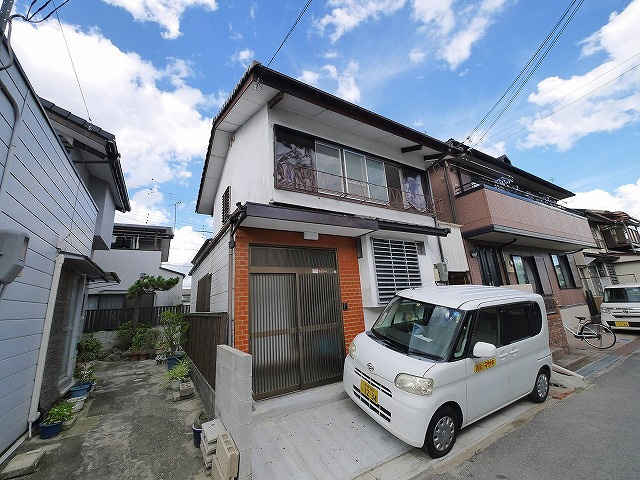 ハウス小林町の外観写真