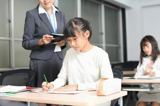 延岡市にある延岡市立緑ケ丘小学校とは？概要や特徴をご紹介