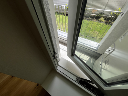 トリプルガラスの樹脂サッシ