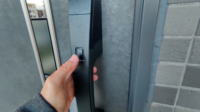 【2026年版】一戸建ての玄関にオートロックは後付けできる？機器の種類や費用相場も解説の画像