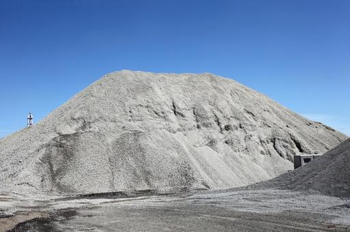 土地の購入前に知っておきたい「盛土規制法」とは？規制区域についても解説の画像