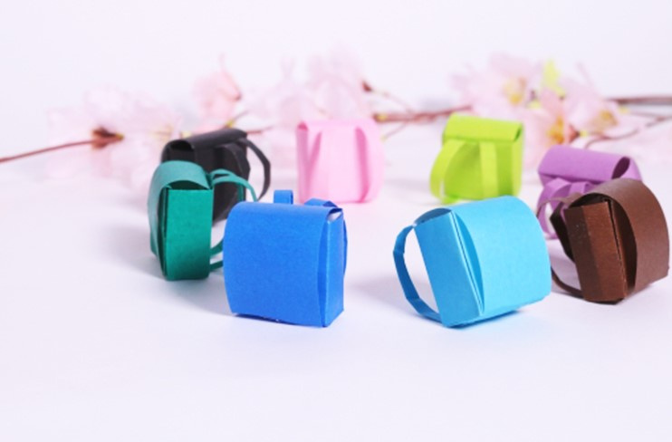 「明石市立林小学校」にはどのような特徴があるの？