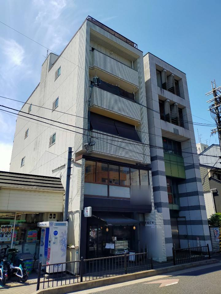 【駅迄徒歩1分】地下鉄烏丸線今出川駅すぐの千成ビルの画像