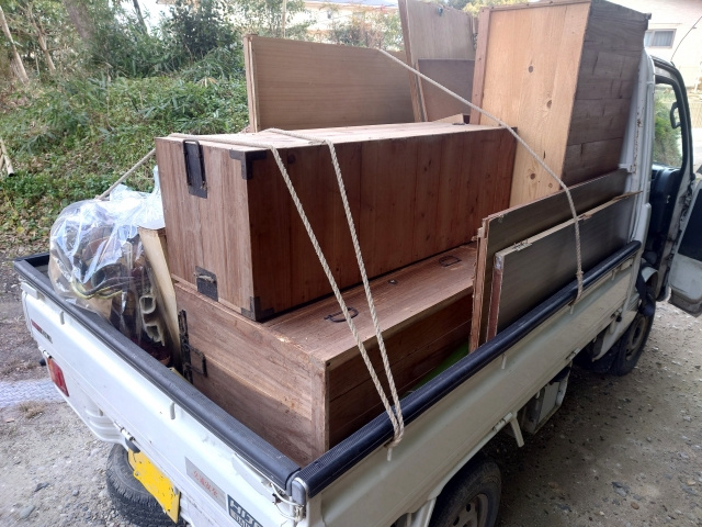 空き家に残された仏壇処分の方法