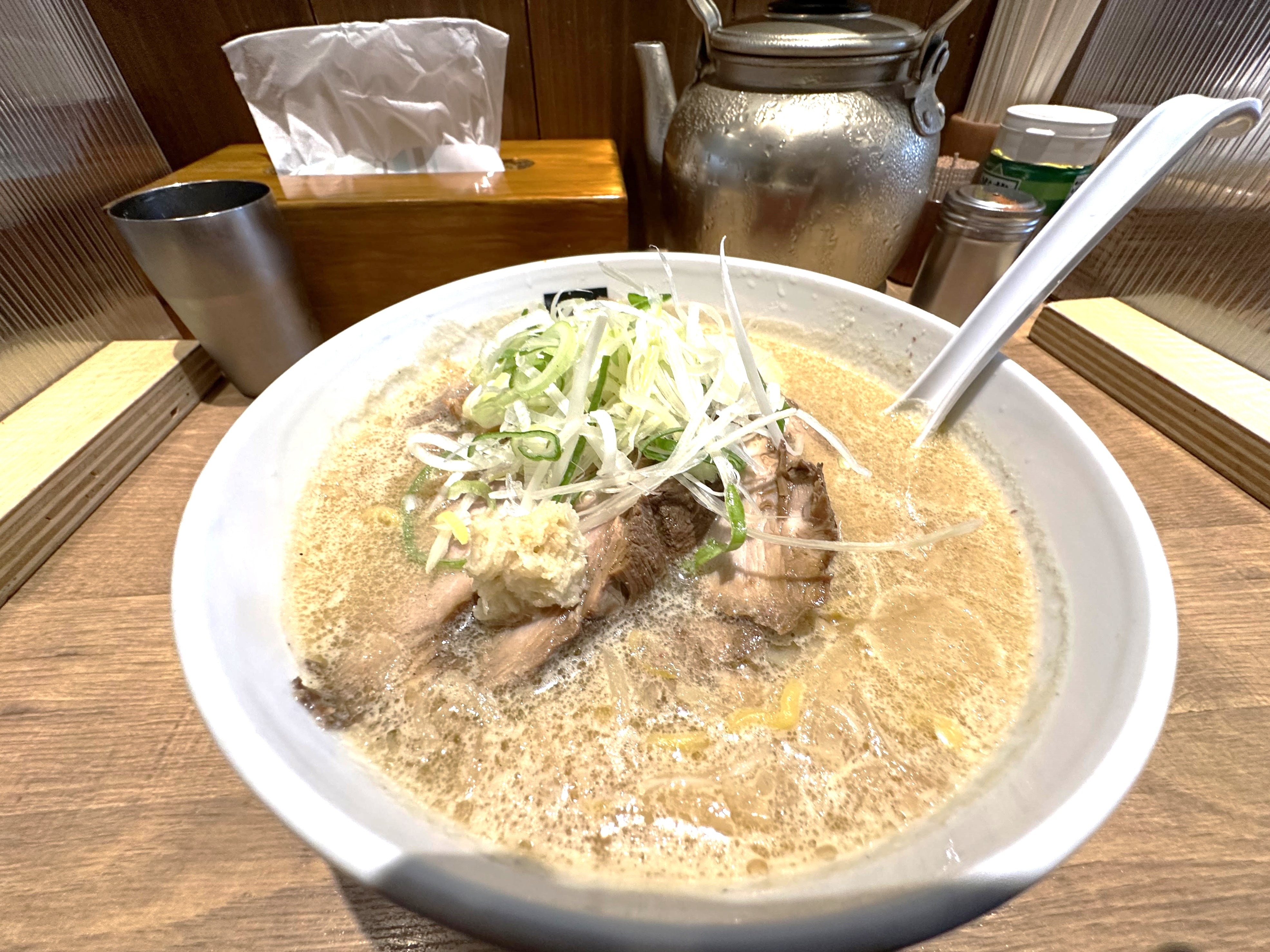 有名な味噌ラーメン食べてきました!の画像