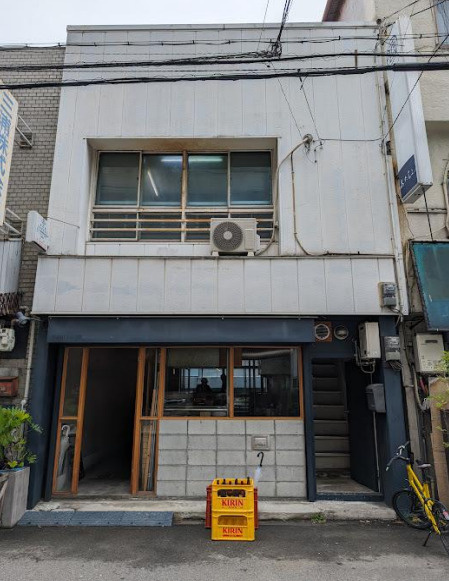 【中央区・博労町】堺筋本町の夢物件！広々ダイニングバー居抜き店舗の画像