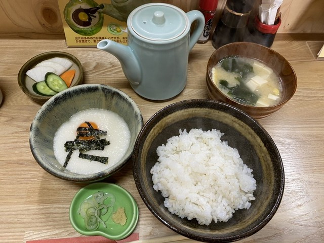 暑い日には麦とろでの画像