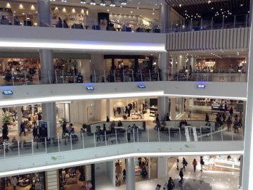 イオンモール岡山内