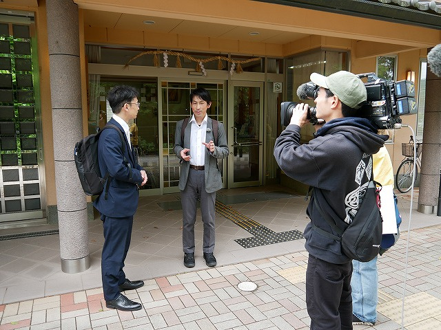 番組内容と「外山」の謎