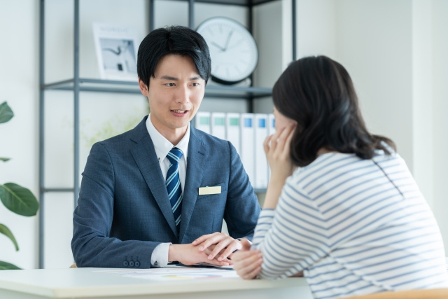 実家の売却はつらい！よくある理由や考えられるリスクについて解説の画像