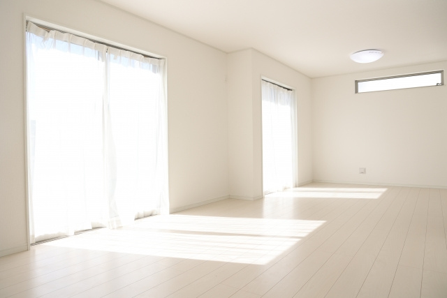 日当たりの良い賃貸物件はどんなメリットがある？方角ごとの日当たりも解説