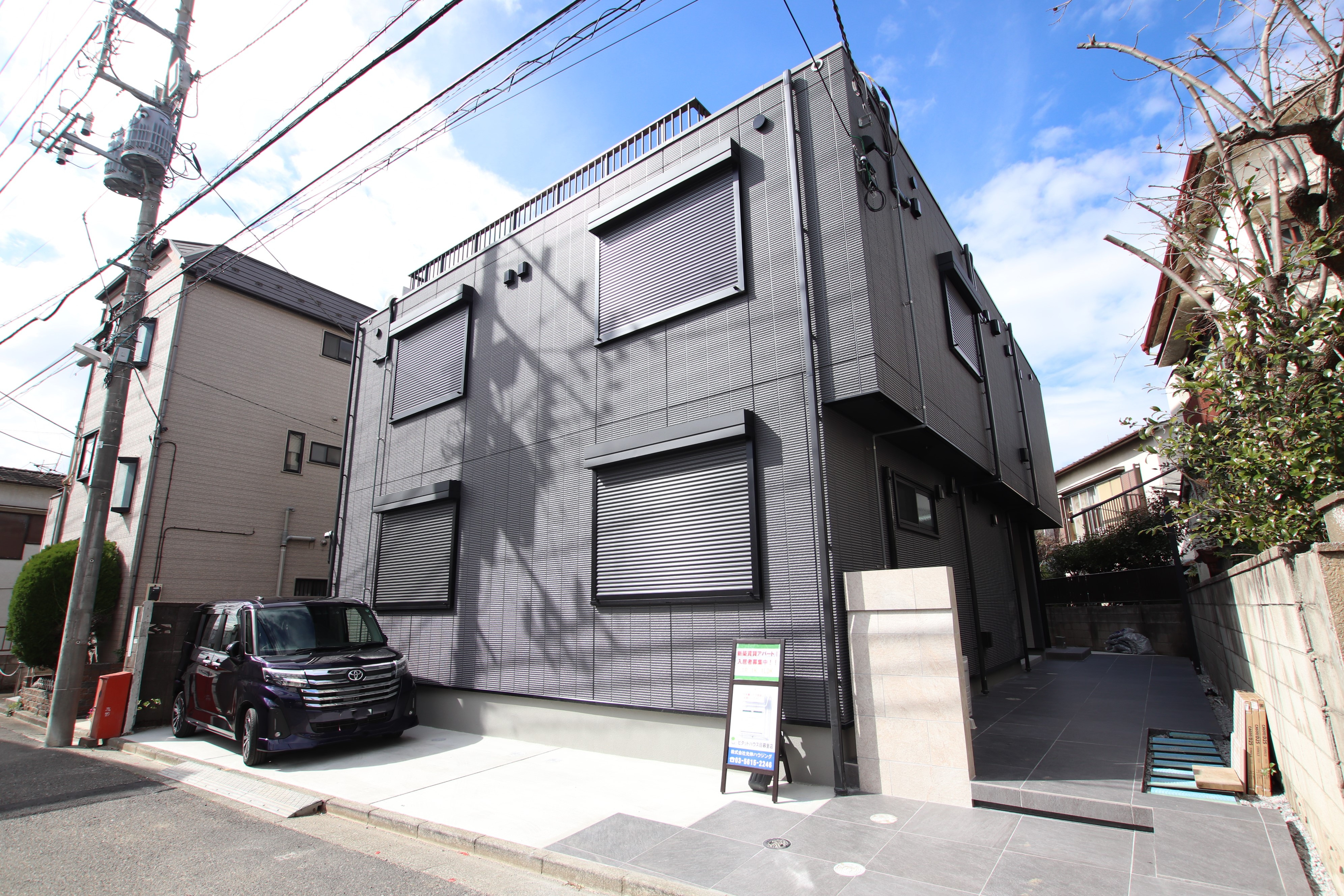 ネット使用料無料、新築1LDKタイプの物件！の画像