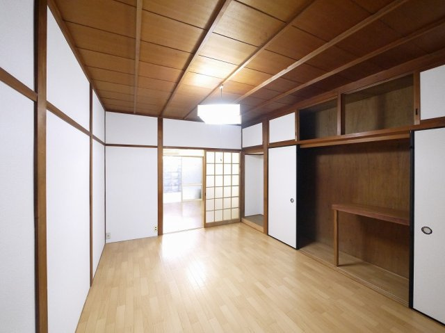 杉ヶ町一戸建の室内写真1