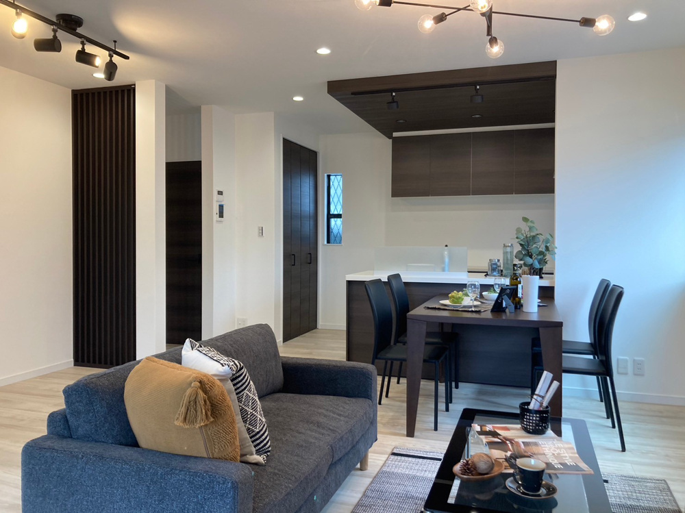 【内覧開始】尼崎市次屋2丁目新築戸建　全3区画！の画像