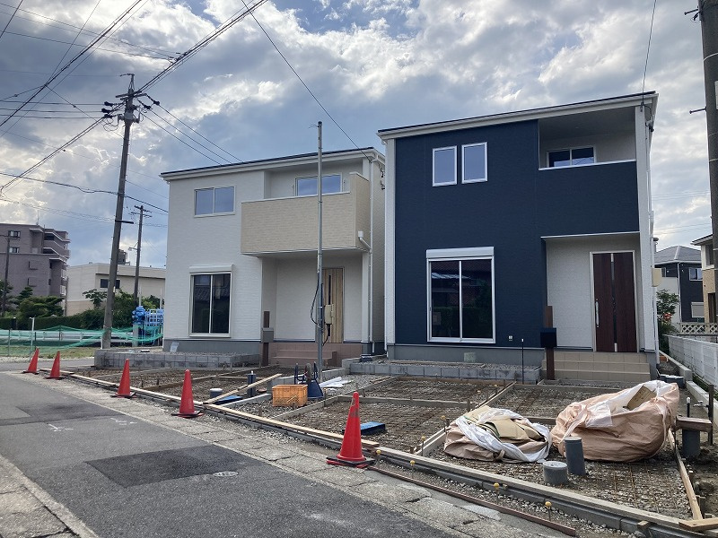 【日の出小徒歩4分】 建物完成♪弥富市平島町全２棟の画像