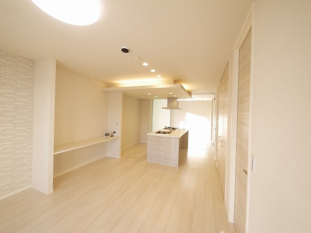 シャーメゾン　Ｎ　山崎の室内写真1