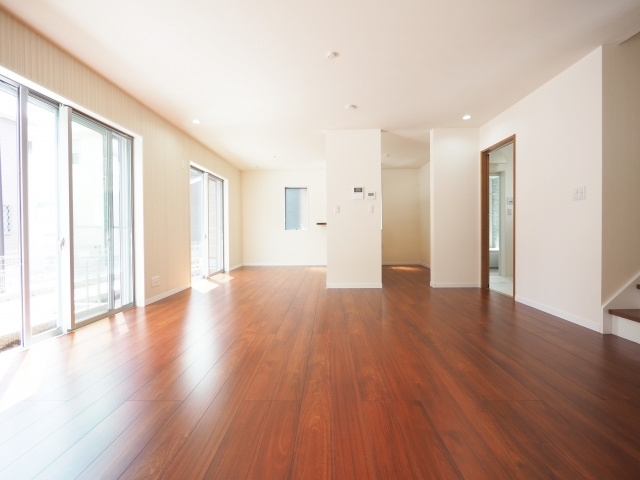 賃貸物件の天井高の平均は？天井が高い部屋のメリット・デメリットも解説！