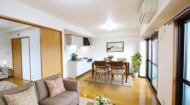 【ルームツアー】シャトー デュ ボヌール｜オートロック付き広々リビングの1LDKマンション！収納力も抜群です♪の画像